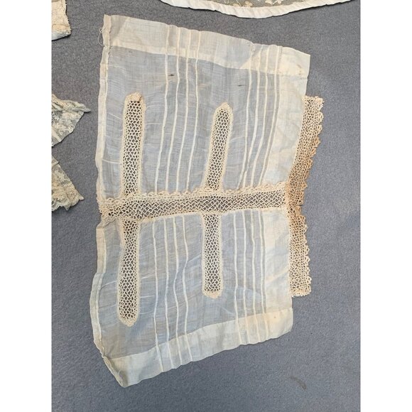 Victorian-Era Antique Lace Garments Set - Bibs Yokes & Panels - Picture 3 of 16